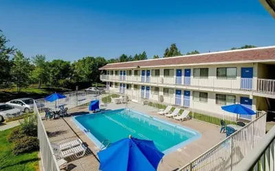 Photo 2 - Motel 6 Thornton, CO