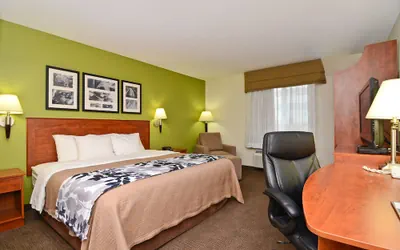 Photo 5 - Sleep Inn & Suites Conference Center and Water Park