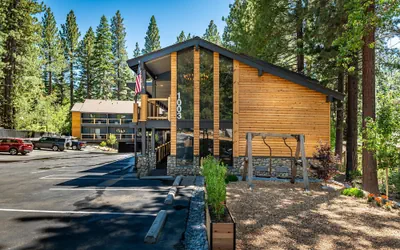 The Incline Lodge