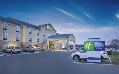 Photo 2 - Holiday Inn Express Circleville by IHG