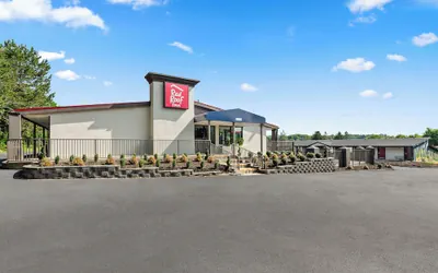 Photo 2 - Red Roof Inn Wytheville