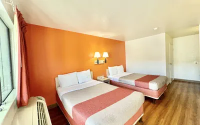 Photo 5 - Motel 6 Bellflower, CA - Los Angeles