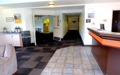Photo 3 - Motel 6 Seaside, OR