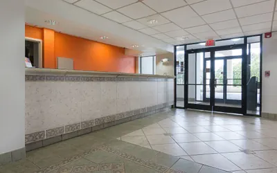 Photo 2 - Motel 6 Newnan, GA