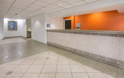 Photo 3 - Motel 6 Newnan, GA