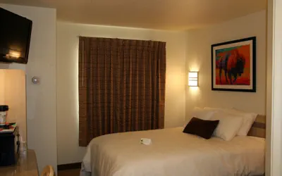Photo 5 - Buffalo Inn