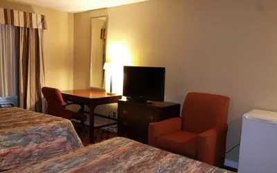 Photo 4 - Executive Inn and Suites Waxahachie