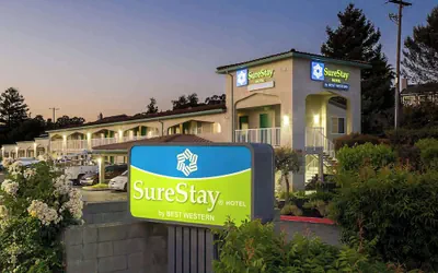 Photo 2 - SureStay Hotel by Best Western Castro Valley