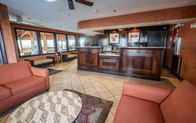 Photo 4 - Christopher Inn and Suites