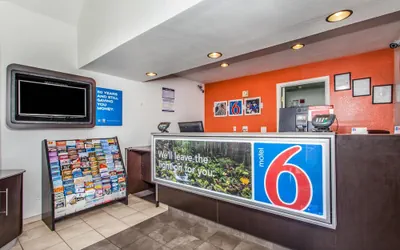Photo 5 - Motel 6 Fairfield, CA - North