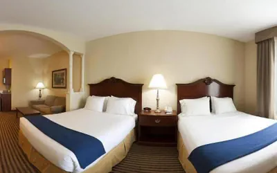 Photo 5 - Holiday Inn Express & Suites Waxahachie by IHG