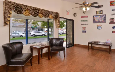 Photo 4 - Americas Best Value Inn & Suites Jackson, MI
