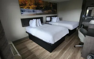 Photo 4 - Days Inn by Wyndham Charleston WV