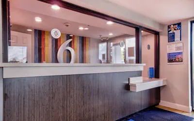 Photo 3 - Motel 6 Jackson, MS