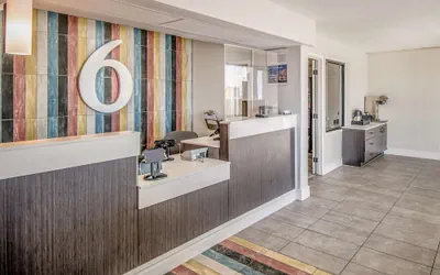 Photo 3 - Motel 6 Elko, NV