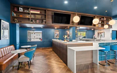 Photo 5 - The Ellsworth Hotel, an Ascend Collection Hotel