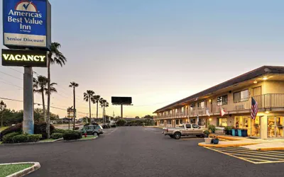Photo 2 - Americas Best Value Inn Lake City