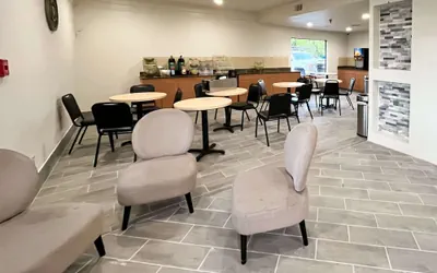 Photo 5 - Quality Inn Tallahassee near University