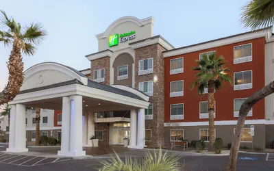 Holiday Inn Express Las Vegas - Stadium Area by IHG