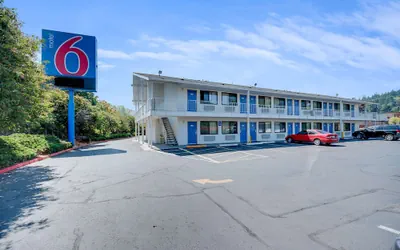 Photo 2 - Motel 6 Bellingham, WA