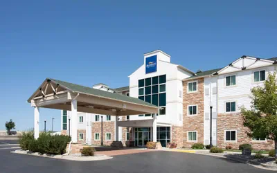 Photo 2 - Baymont Inn & Suites Sheridan