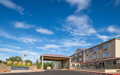 Photo 2 - La Quinta Inn & Suites by Wyndham Moab