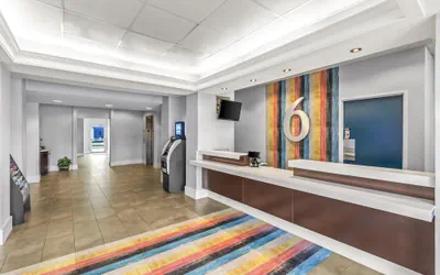 Photo 4 - Motel 6 Killeen, TX
