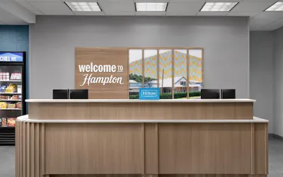 Photo 5 - Hampton Inn & Suites Roswell