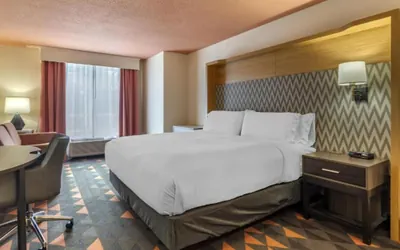 Photo 4 - Holiday Inn Atlanta-Gas South Arena Area by IHG