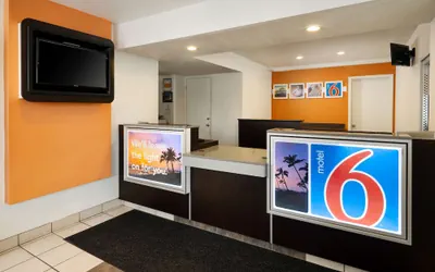 Photo 3 - Motel 6 Pismo Beach, CA