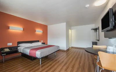 Photo 4 - Motel 6 Fallon, NV