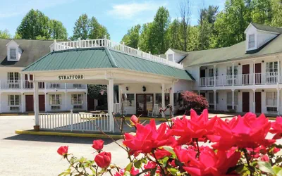 Photo 2 - Stratford Motor Inn East Ellijay
