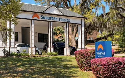 Photo 2 - Suburban Studios Tallahassee near University