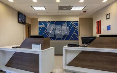 Holiday Inn Express & Suites Vicksburg by IHG