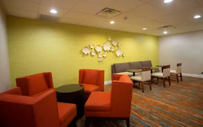 Photo 4 - Hampton Inn & Suites Valdosta/Conference Center