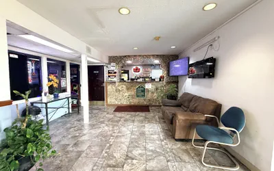 Photo 5 - Extended Stay Inn & Suites Marion I-57