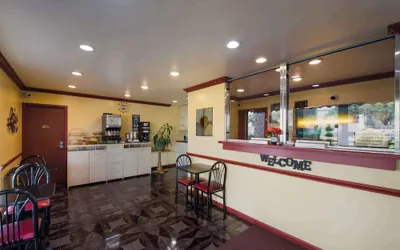 Photo 5 - Americas Best Value Inn Buda Austin S