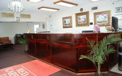 Photo 3 - Red Carpet Inn