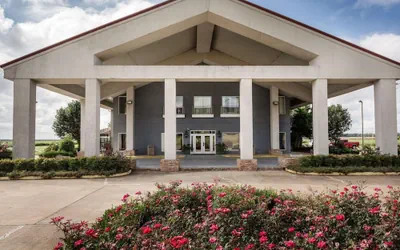 Photo 2 - Quality Inn Robinsonville