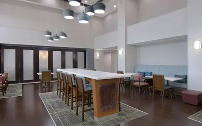 Photo 4 - Hampton Inn Fayetteville