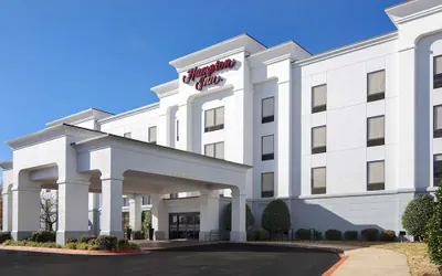 Photo 2 - Hampton Inn Fayetteville