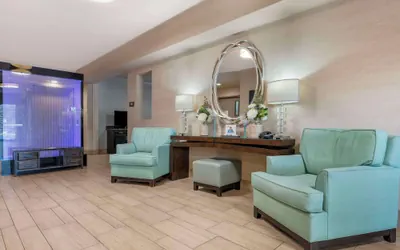 Photo 3 - Best Western Plus Oceanside Palms