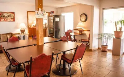 Photo 3 - Wayfarer Inn Woodward