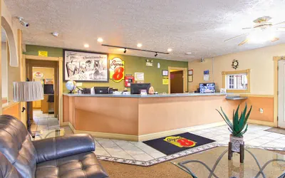 Photo 5 - Super 8 by Wyndham Christiansburg