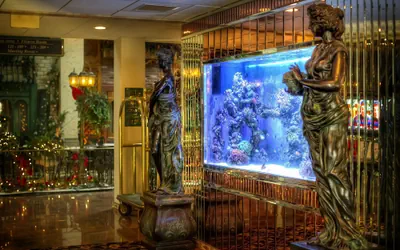 Photo 2 - Garden Place Hotel