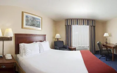 Photo 4 - Holiday Inn Express Hotel & Suites Mountain Home by IHG