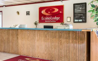 Photo 4 - Econo Lodge Inn & Suites Lake Harmony - Pocono Mountains Area