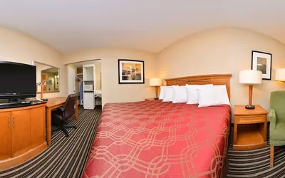 Photo 3 - Econo Lodge Kennewick Tri-Cities