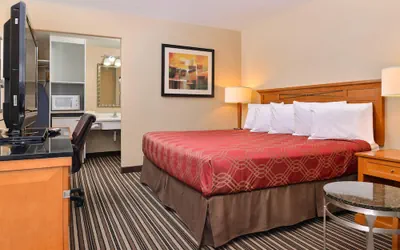 Photo 5 - Econo Lodge Kennewick Tri-Cities