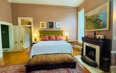 Photo 4 - Rothschild-Pound House Inn